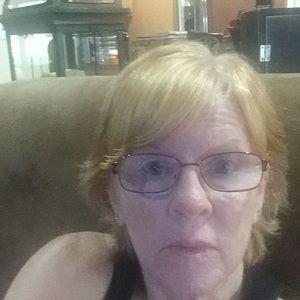 Meet your Posher, Vicky